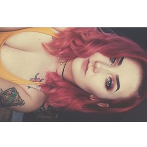 Meet your Posher, Courtney